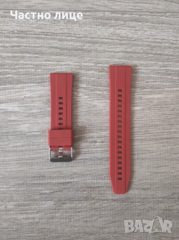 Тъмно зелена и червена силиконови каишки 22 мм за часовник , снимка 4 - Каишки за часовници - 51544852