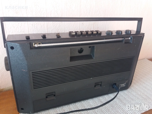 Радиокасетофон GRUNDIG RR 440., снимка 4 - Радиокасетофони, транзистори - 53306694