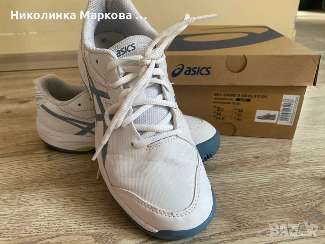 Детски маратонки за зала Asics