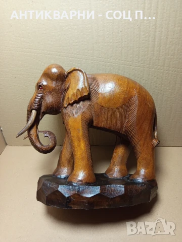 Стар Голям Ръчно Изработен Дървен Слон.