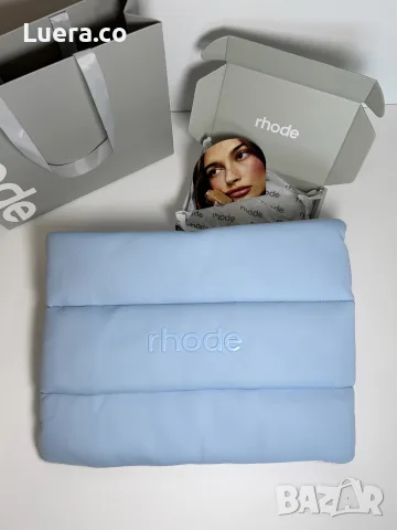 Rhode бебешко син несесер / бледо син
Bubble Bag Sugarberry makeup bag
original оригинален НОВ чанта, снимка 10 - Чанти - 56139175