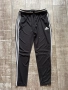 Ново спортно класическо долнище 100 % оригинал Adidas Адидас, снимка 1