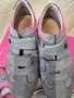 4 чифта обувки 31 и 32н + 2 чифта дънки 128, снимка 12