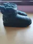 Детски оригинални кожени ботуши UGG, снимка 1