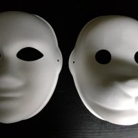 Комплект от две твърди маски, Икеа, снимка 2 - Други игри - 42712429