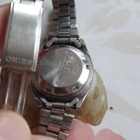 Часовник Seiko 5 дамски, снимка 9 - Дамски - 42891527