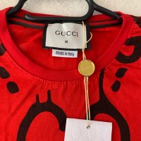 Тениска Gucci в червен цвят, снимка 3 - Тениски - 36750405