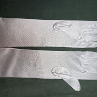 Нови бели сатенени ръкавици с панделка и камъчета , снимка 5 - Ръкавици - 44802362