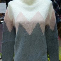 Блузони и пуловери от мохер-ръчно плетиво, снимка 15 - Блузи с дълъг ръкав и пуловери - 32547561
