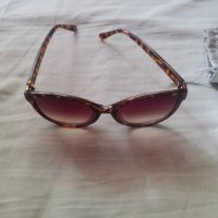 Женски Слънчеви  Очила + кожен кълъф, снимка 1 - Слънчеви и диоптрични очила - 42879394