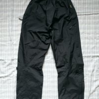 Спортни туристически панталони Berghaus Paclite Gore-Tex Waterproof Trousers, дамски, снимка 12 - Спортни екипи - 36722692