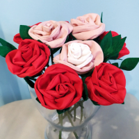Ръчно изработена роза от плат, снимка 2 - Декорация за дома - 32385009