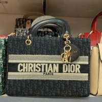 Дамска чанта Christian Dior код 67, снимка 1 - Чанти - 35538633