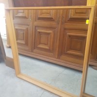 Огледало с дървена рамка , снимка 1 - Декорация за дома - 35283254