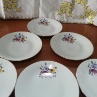 Стар български порцелан чинии , снимка 1 - Антикварни и старинни предмети - 42135950