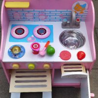 Детска дървена кухня. , снимка 3 - Играчки за стая - 40634772