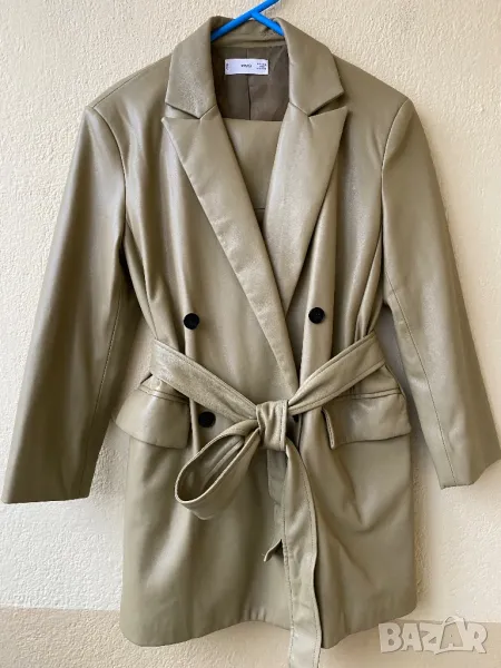 Кожено сако и панталон 7/8 MANGO, снимка 1