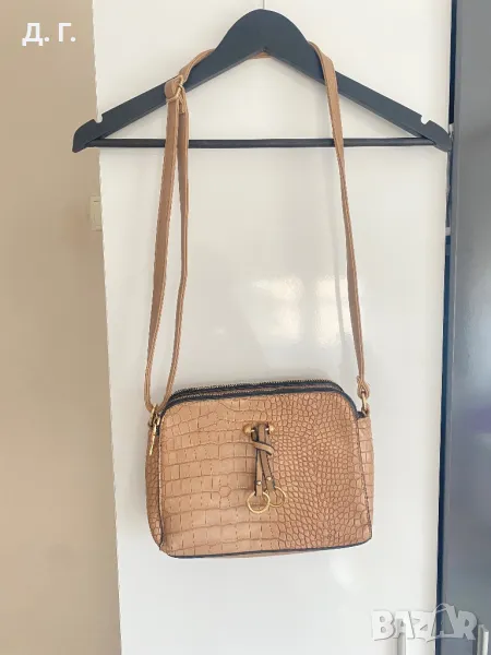 Дамска бежова чанта, снимка 1