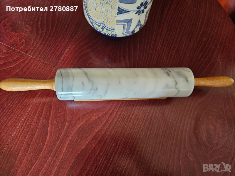 Мраморна точилка с дървена поставка, снимка 1