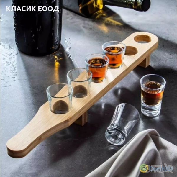 Чаши за текила и шотове на дървена стойка., снимка 1