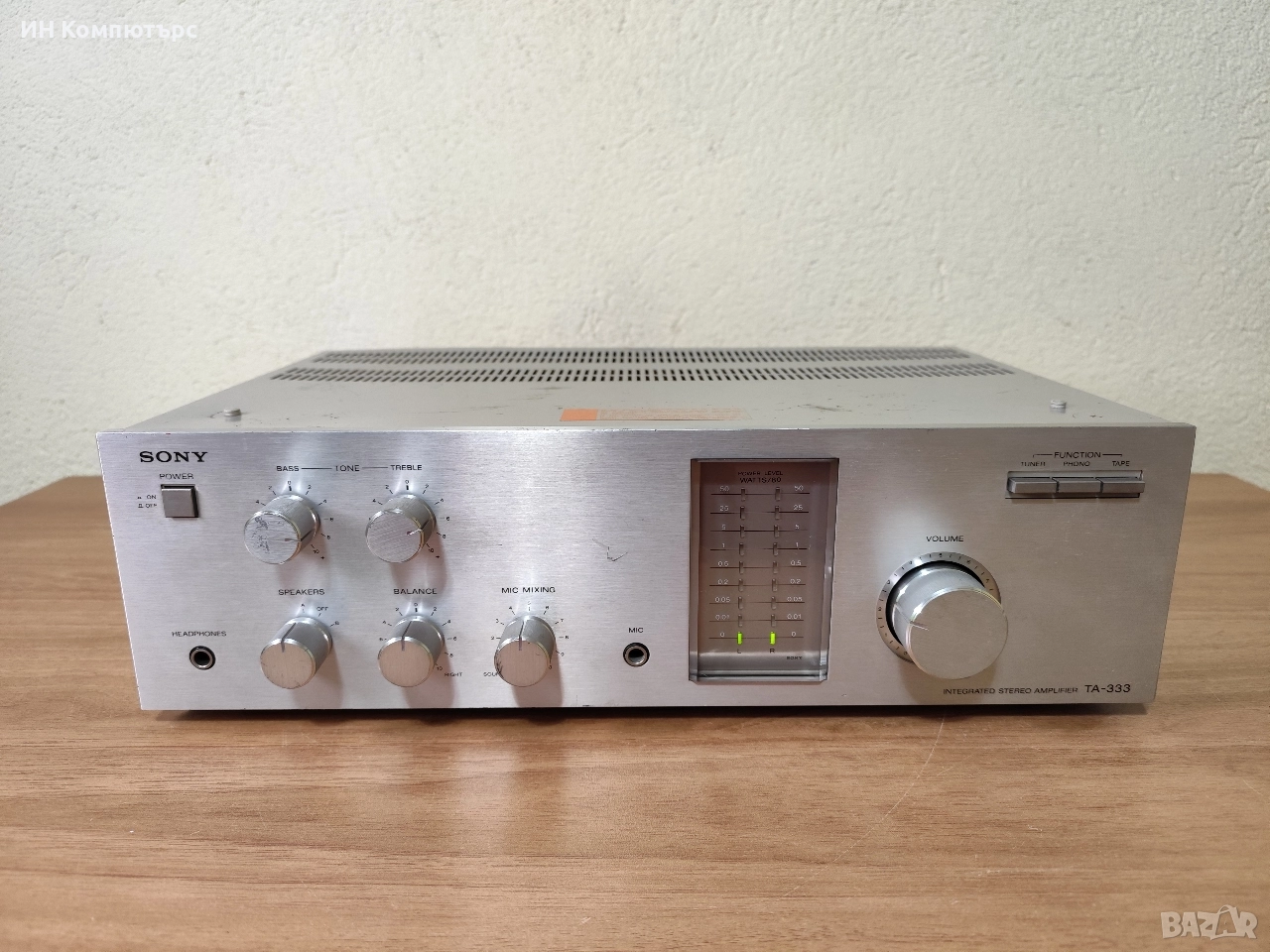 Продавам и интегриран стерео усилвател Sony TA-333, снимка 1