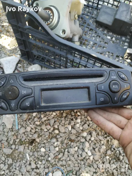 Radio CD Mercedes W203 A2038201786 A 203 820 17 86, снимка 1