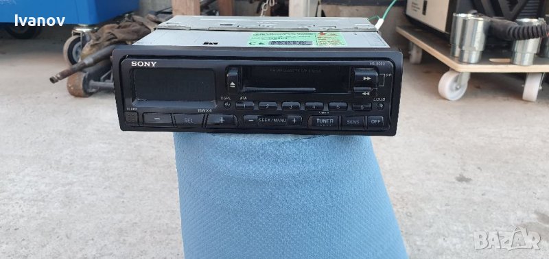 Ретро радио касетофонче за кола Sony, снимка 1