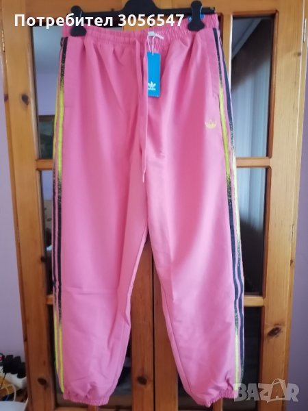 Чисто ново долнище на Adidas размер L, снимка 1