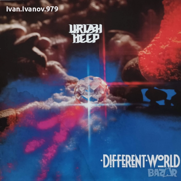 Vinyl (Uriah Heep - Different World), снимка 1