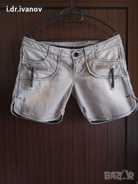Guess Jeans къси дънкови панталонки , снимка 1