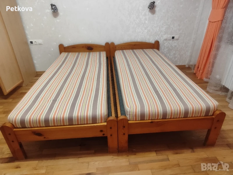 Единични легла и нощни шкафчета, снимка 1