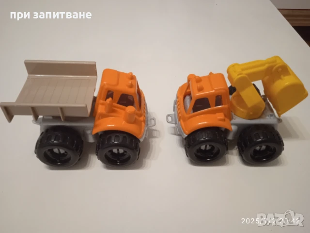  2 бр. камиончета, големи пластмасови, made in France, снимка 3 - Коли, камиони, мотори, писти - 50886042