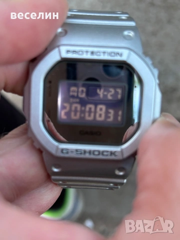 Чисто НОВ мъжки часовник Casio G-Shock DW-5600FF-8ER, снимка 3 - Мъжки - 54363012