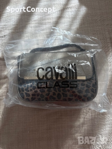 Оригинална компактна дамска чанта Cavalli Class – нова, снимка 2 - Чанти - 52932707