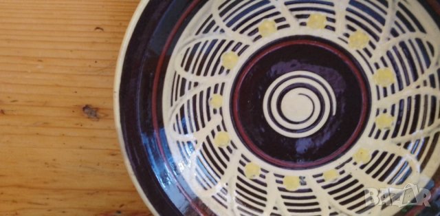 Керамична чиния за стена, маркировка "Керемедчиева", снимка 2 - Декорация за дома - 37523392