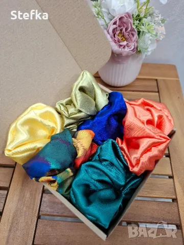 Подаръчен комплект скрънчита - 6 броя, снимка 17 - Аксесоари за коса - 39655203