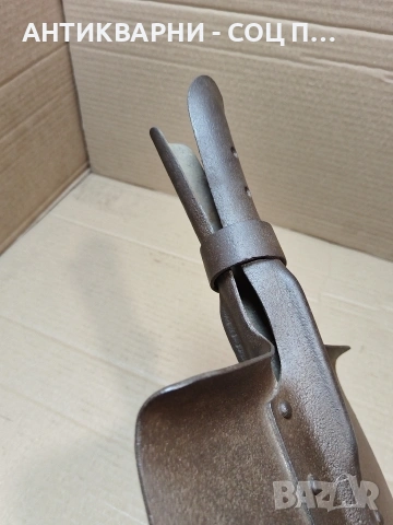 Соц Стара Масивна Военна Лопата 1987г. Тегло 1.250кг. НОМЕР 770., снимка 6 - Антикварни и старинни предмети - 53939394