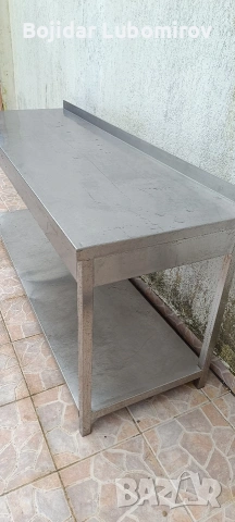 маса неръждавейка с борд 2 рафта , снимка 2 - Стелажи и щандове - 54066292