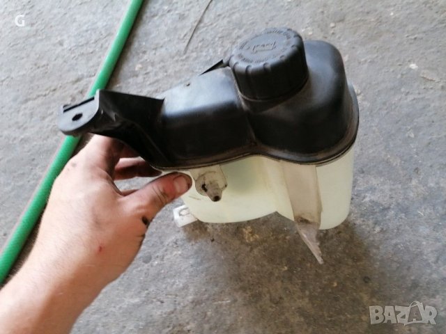 Казанче антифриз Мерцедес 245 B180cdi , снимка 2 - Части - 29770303