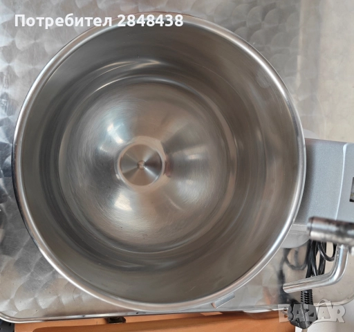 Планетарен миксер Maxima MPM7 - 6,5L, снимка 10 - Миксери - 52575262