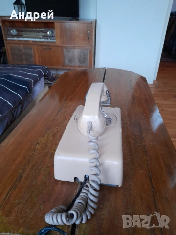 Стар телефон ITT