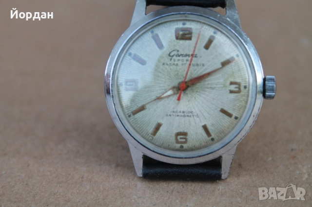 Швейцарски мъжки часовник ''Geneva Sport'', снимка 2 - Мъжки - 52723966