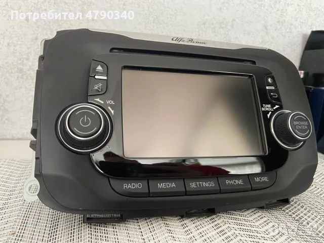 Радио Cd Медия За Alfa Romeo Giulietta FIAT 940, снимка 2 - Части - 56072274
