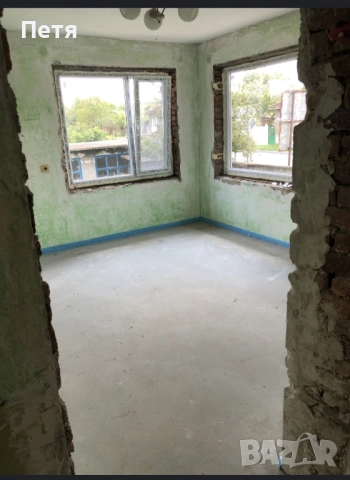 Двуетажна Къща с двор село Иваново, снимка 6 - Къщи - 52325246