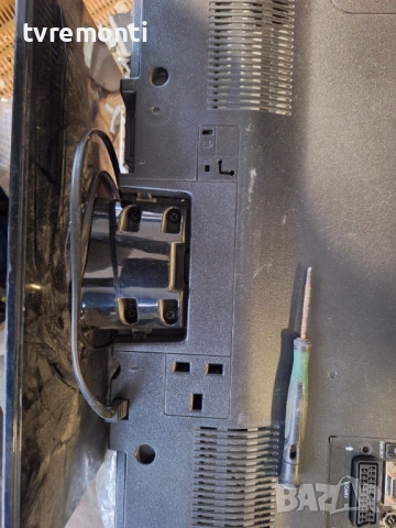 оригинална стойка телевизор JVC модел LT-32C600