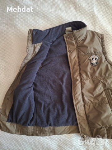 Детски елек, снимка 2 - Детски якета и елеци - 54110488