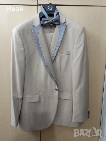 Елегантен костюм 