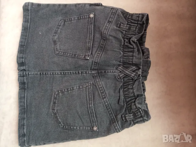 Дънкова пола Reserved , снимка 3 - Детски рокли и поли - 48401685