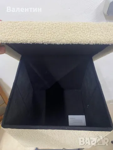 Бяла пухеста табуретка, снимка 5 - Дивани и мека мебел - 50294491