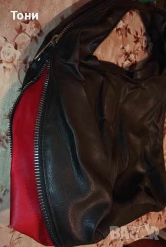 Нова Кожена Дамска Чанта с Два Странични Ципа , снимка 2 - Чанти - 52418703